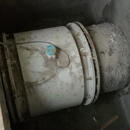 Medidor de caudal de lodos